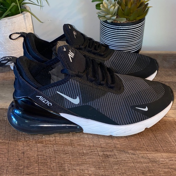 Nike Air Max 270 Jacquard Knit GS Youth Size 7Y Women’s Size 8.5 - Picture 1 of 16